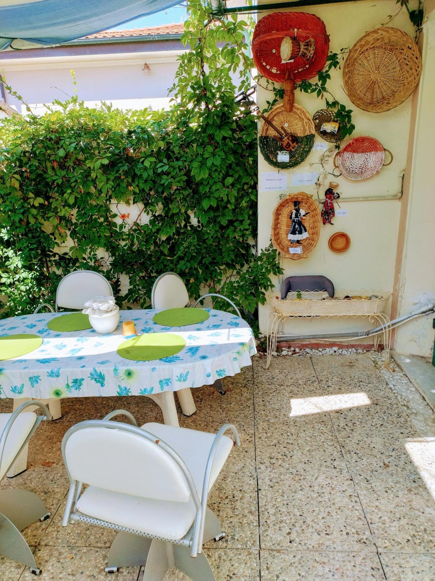 Chez L'Homme Tranquille Apartman Arena Metato Kültér fotó